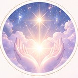 光を包む手のイラスト